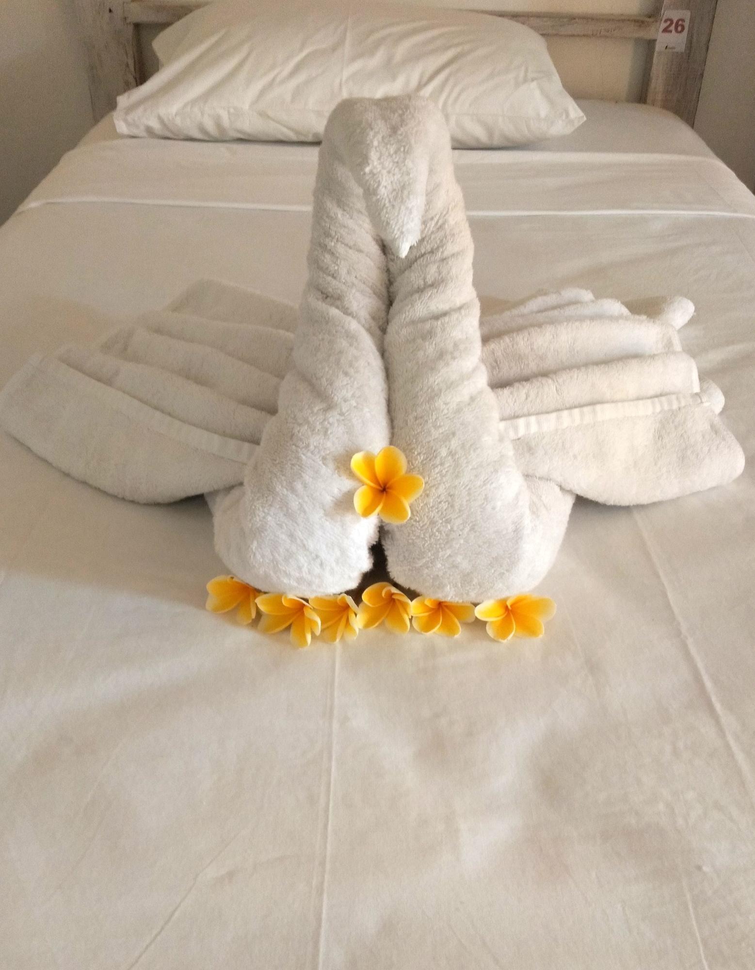 Castaway Island Hostel นูซาเลมโบงัน ภายนอก รูปภาพ